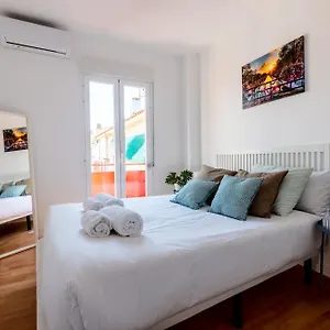 Homely 2 Bedroom In Barajas Apartamento